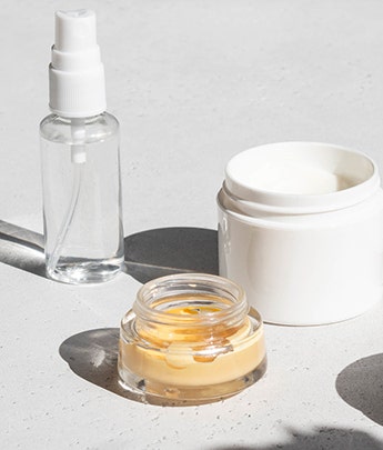 Cosmetic Jar with sifter, Cosmetic Product Packaging - Plastic Bottles  Manufacturer